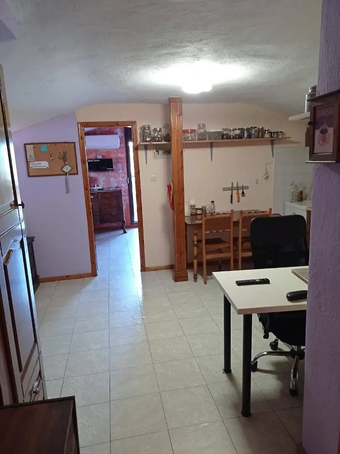 Σοφίτα Η Αετοφωλια Attic The Eagle'S Nest Apartment Arnaia