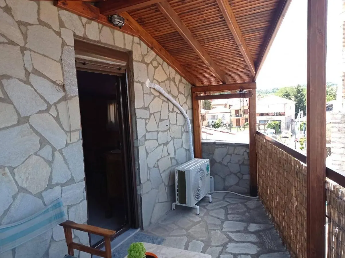 Σοφίτα Η Αετοφωλια Attic The Eagle'S Nest Apartment Arnaia